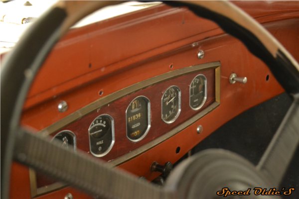 Citroen_Collection_C4_IX_1931_Rosalie