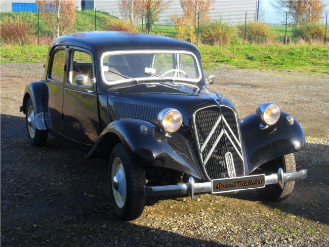 Citroen_Traction_11BL
