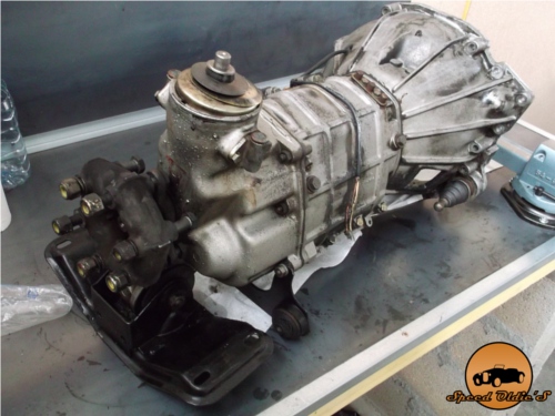 Boite de vitesse Alfa Romeo Spider 2L_2000cc_sportive_Bialbero carburateur cabriole