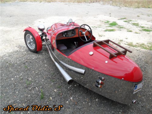 Vue arrière JZR 500 CX Honda anglais