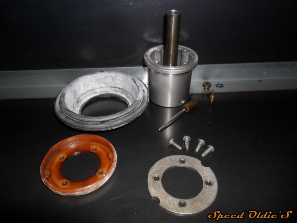 Atelier refection carburateur Stromberg Zenith Jaguar type E Morgan TR4